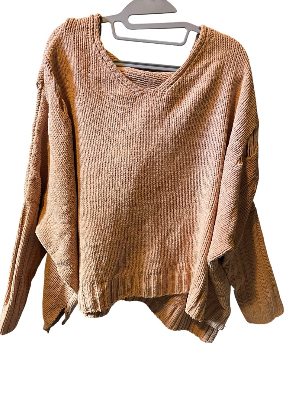 POL Oversized V-Neck Sweater in Light Brown